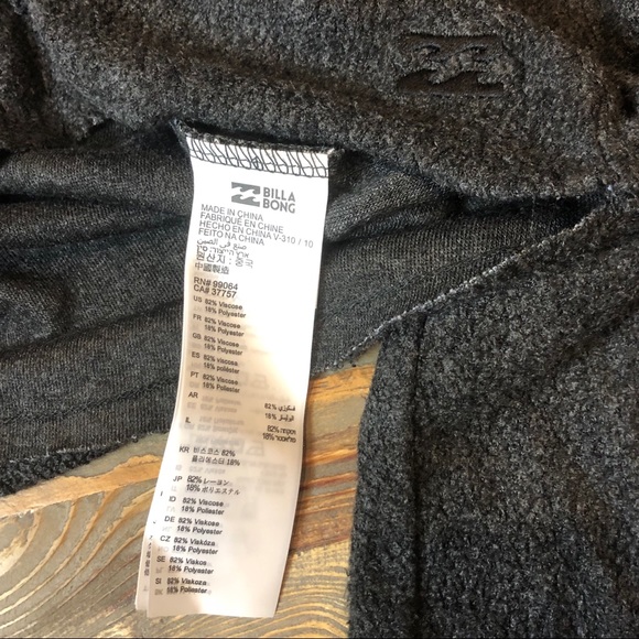Billabong Gray V-Neck Pullover - Picture 4 of 4